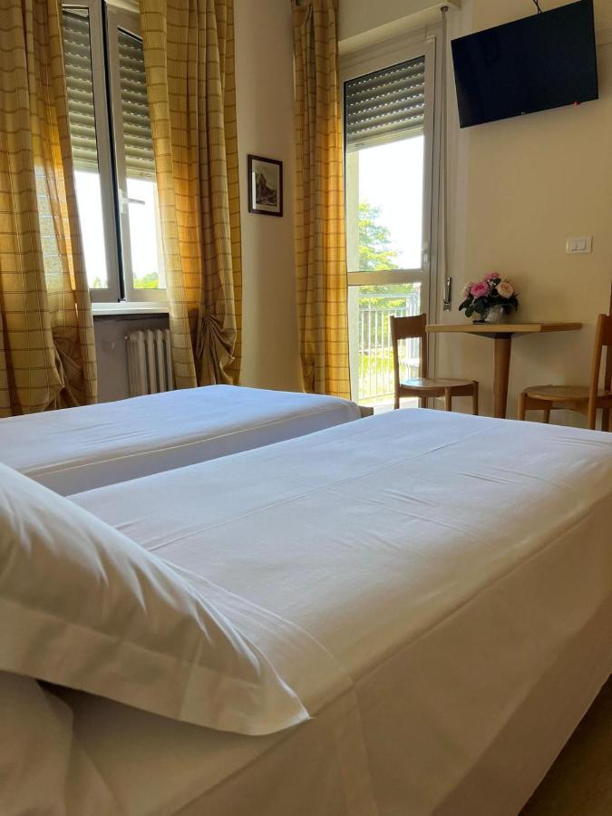 Albergo Aquila Lazise Exterior foto