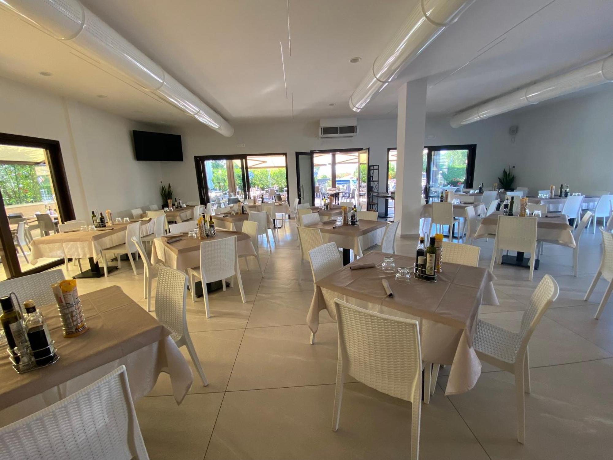 Albergo Aquila Lazise Exterior foto